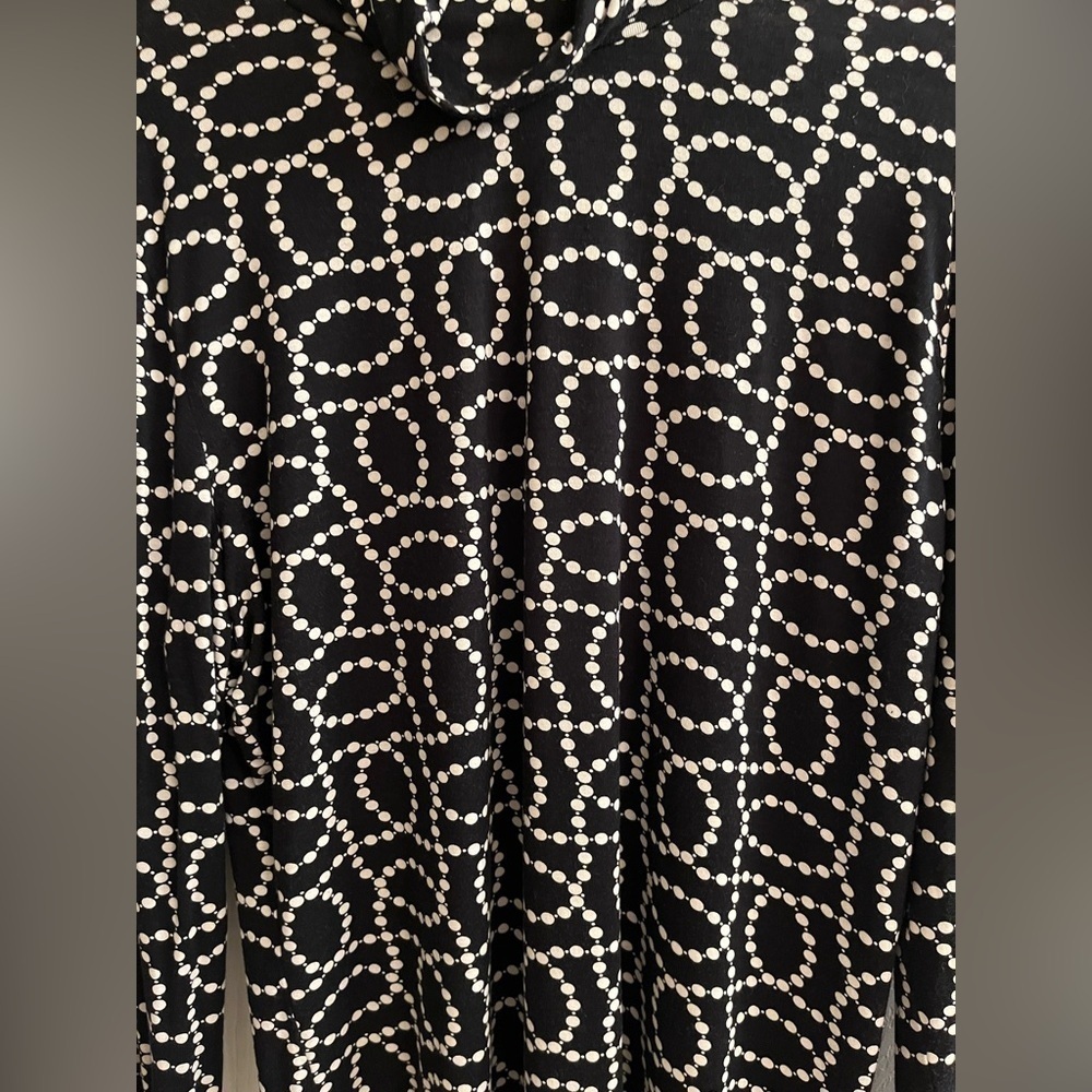 H&M~GEO TURTLENECK~XL - Picture 8 of 9